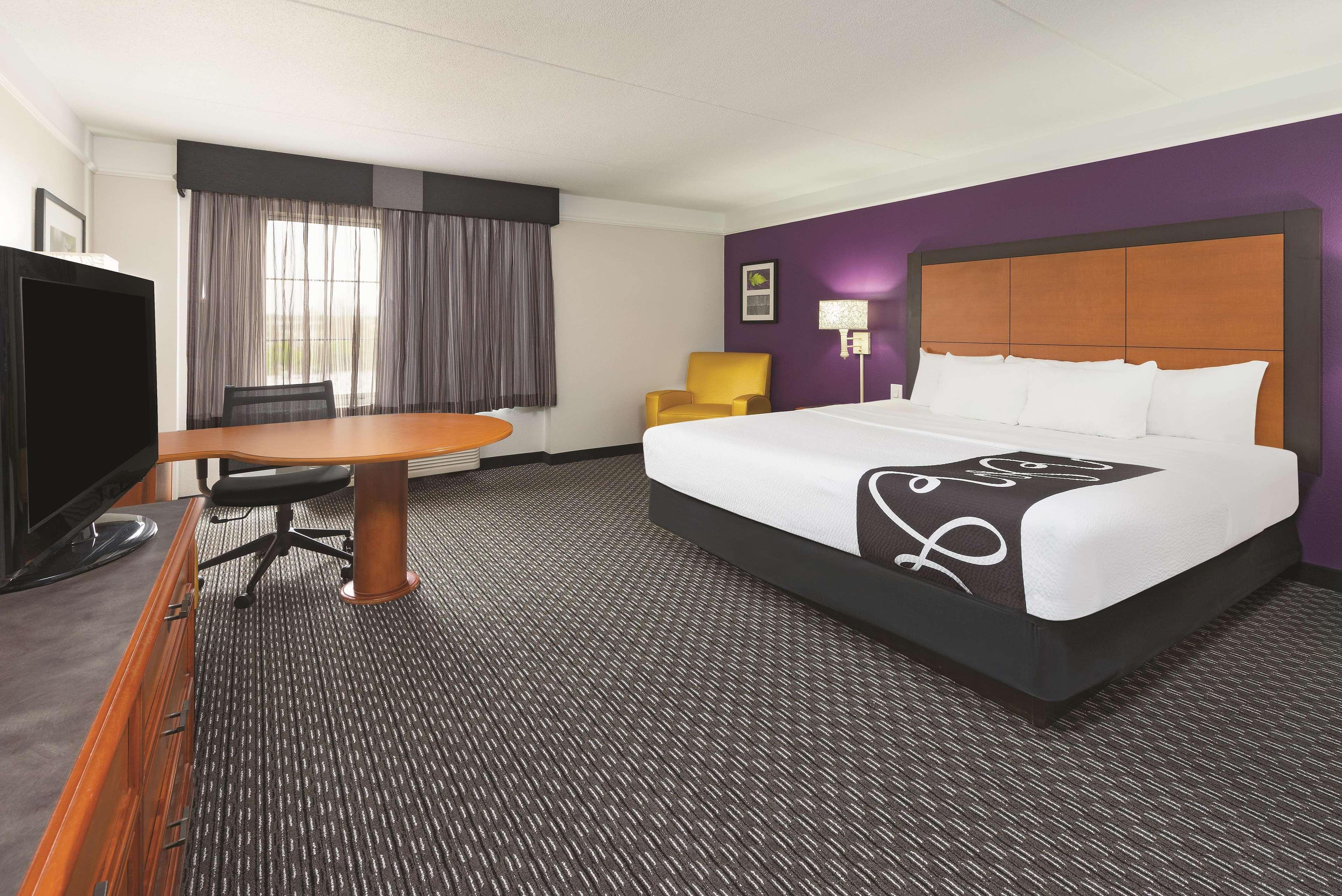 La Quinta By Wyndham St. Louis Westport Hotel Maryland Heights Ngoại thất bức ảnh