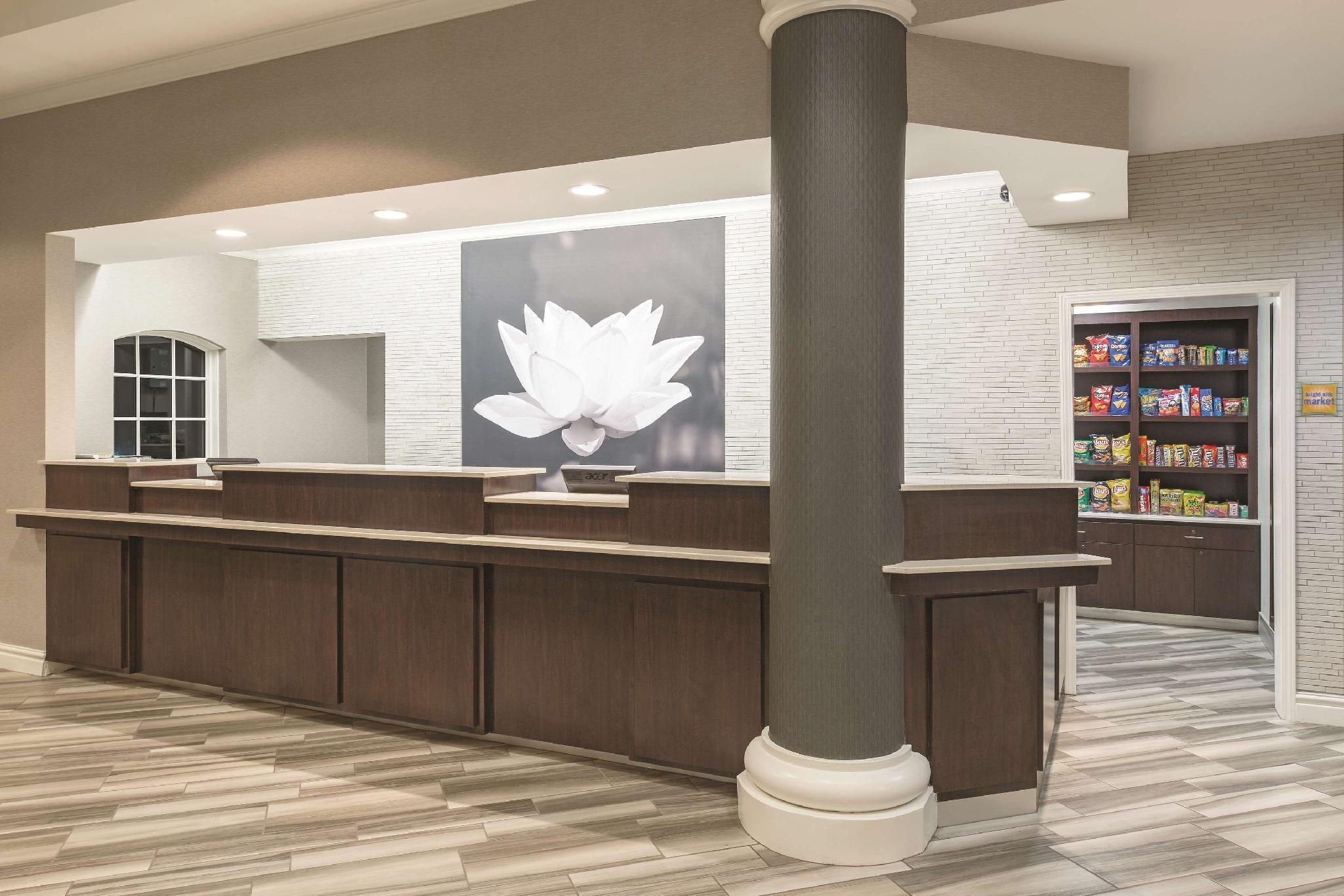 La Quinta By Wyndham St. Louis Westport Hotel Maryland Heights Ngoại thất bức ảnh