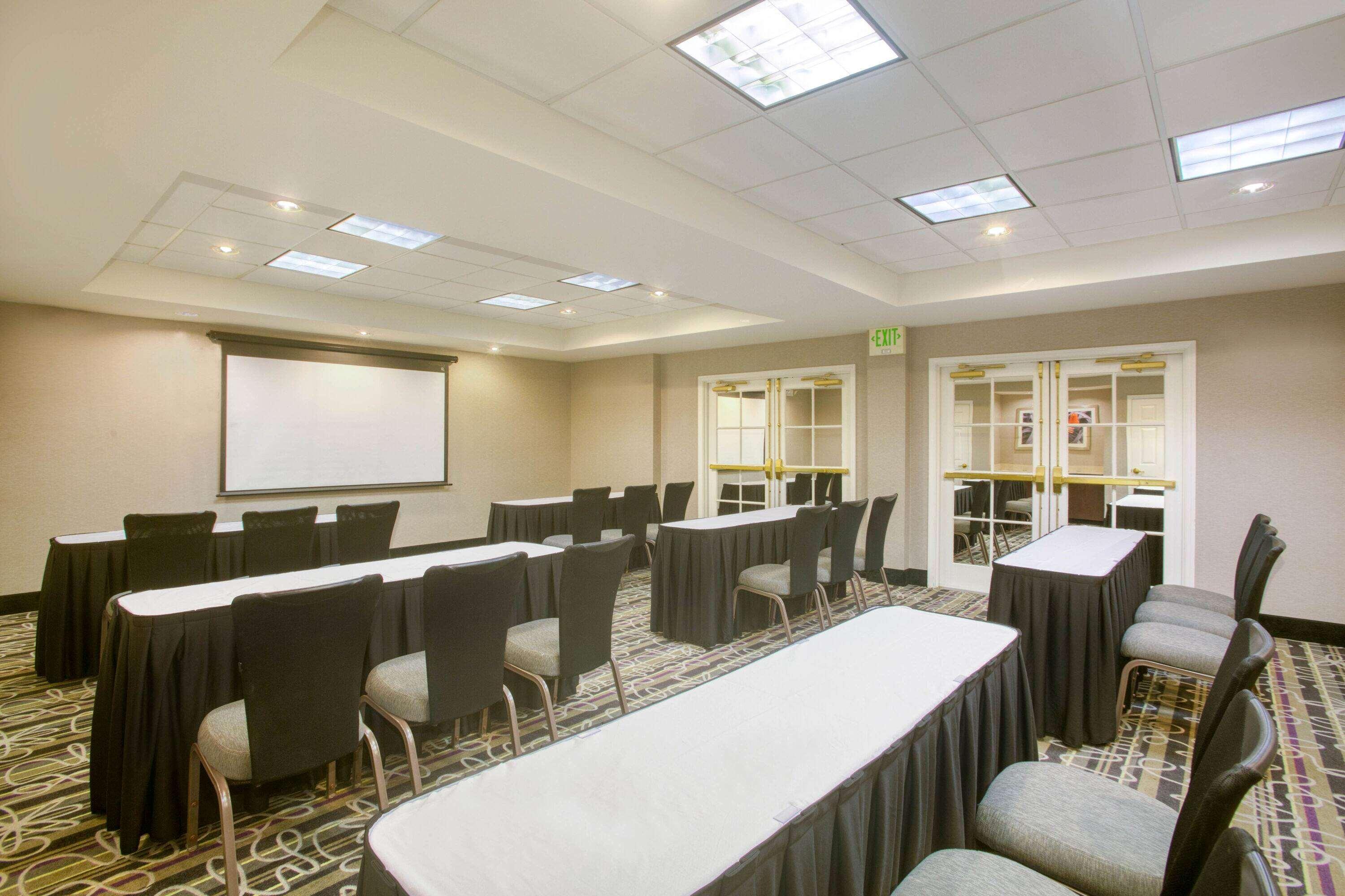 La Quinta By Wyndham St. Louis Westport Hotel Maryland Heights Ngoại thất bức ảnh